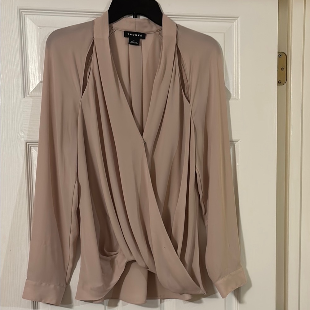 Trouve Women's Beige Drape Top